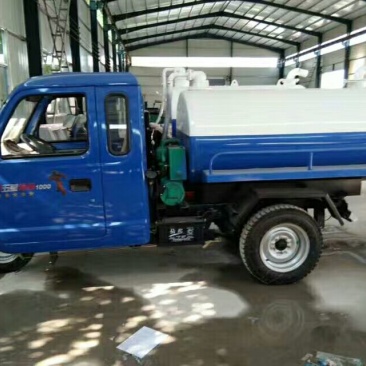 吸粪车4轮