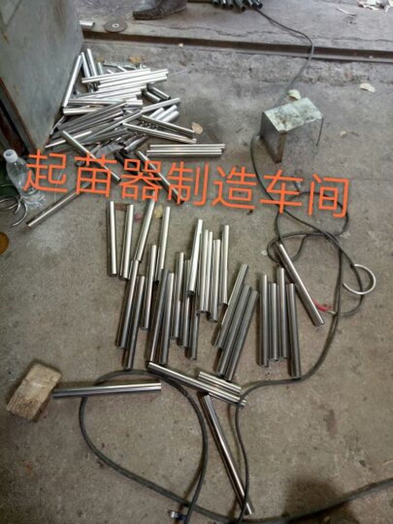 移栽机，树苗种植移栽机，不伤根系，使用轻巧方便。
