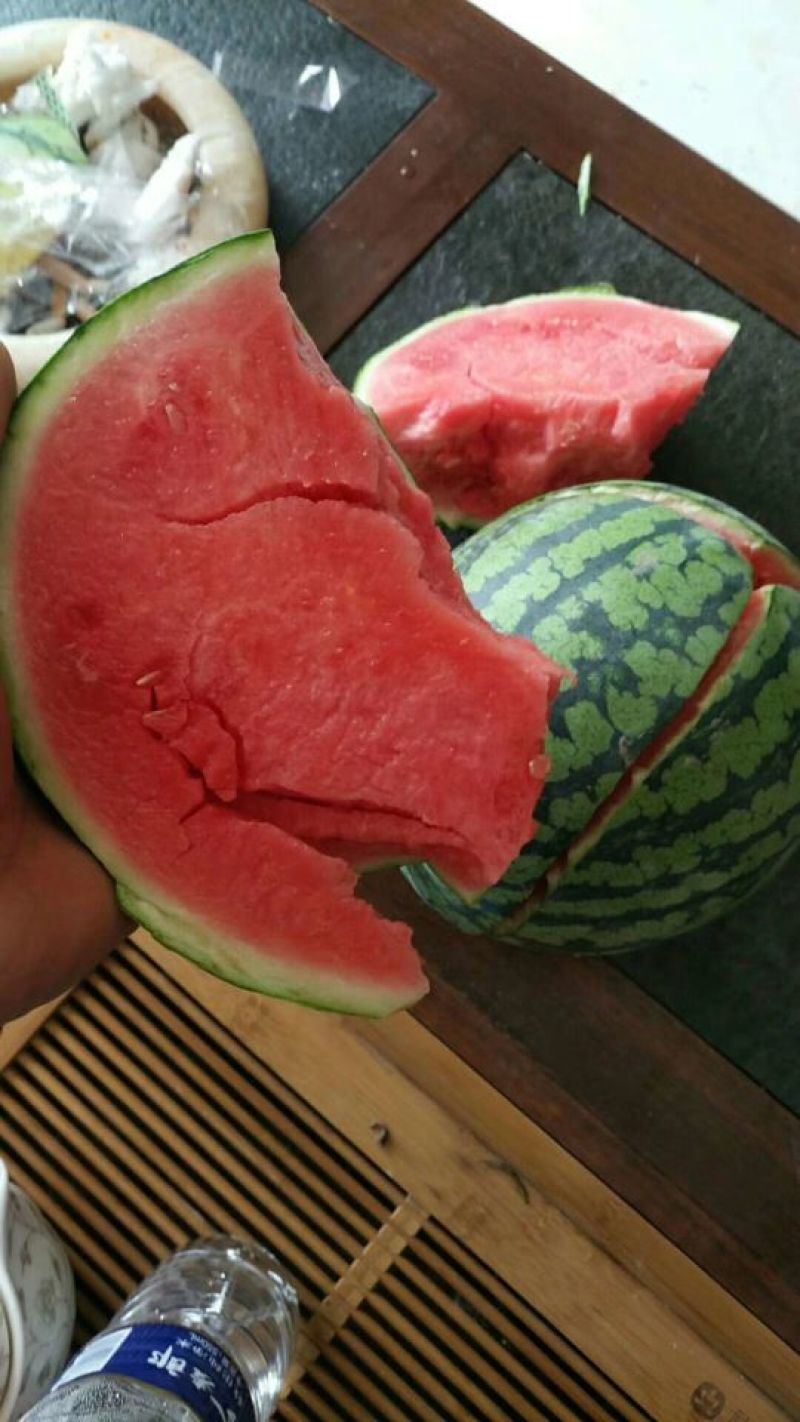 西瓜8成熟