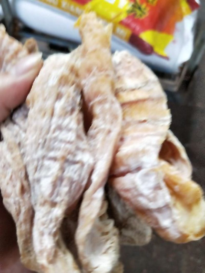 水煮笋干淡干笋晒干，烟笋水煮笋干