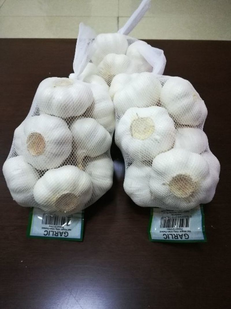 大蒜混级统货新蒜，精选分级各种规格，精加工包装