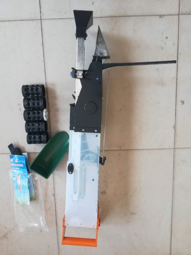 栽苗器