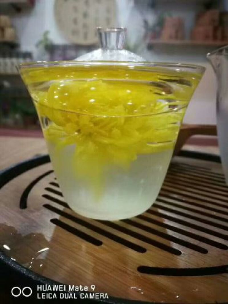 金丝皇菊铁盒装20朵，泡开8公分