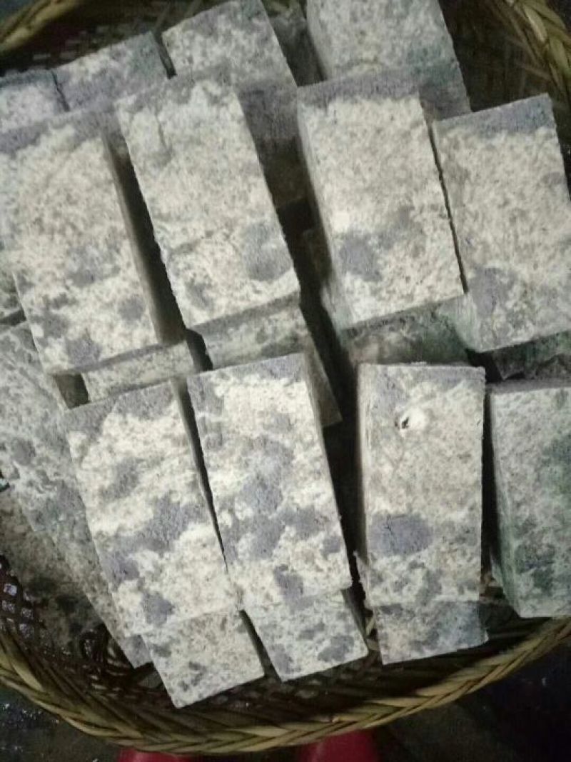 湖南邵阳新宁醋水地灰腊豆腐