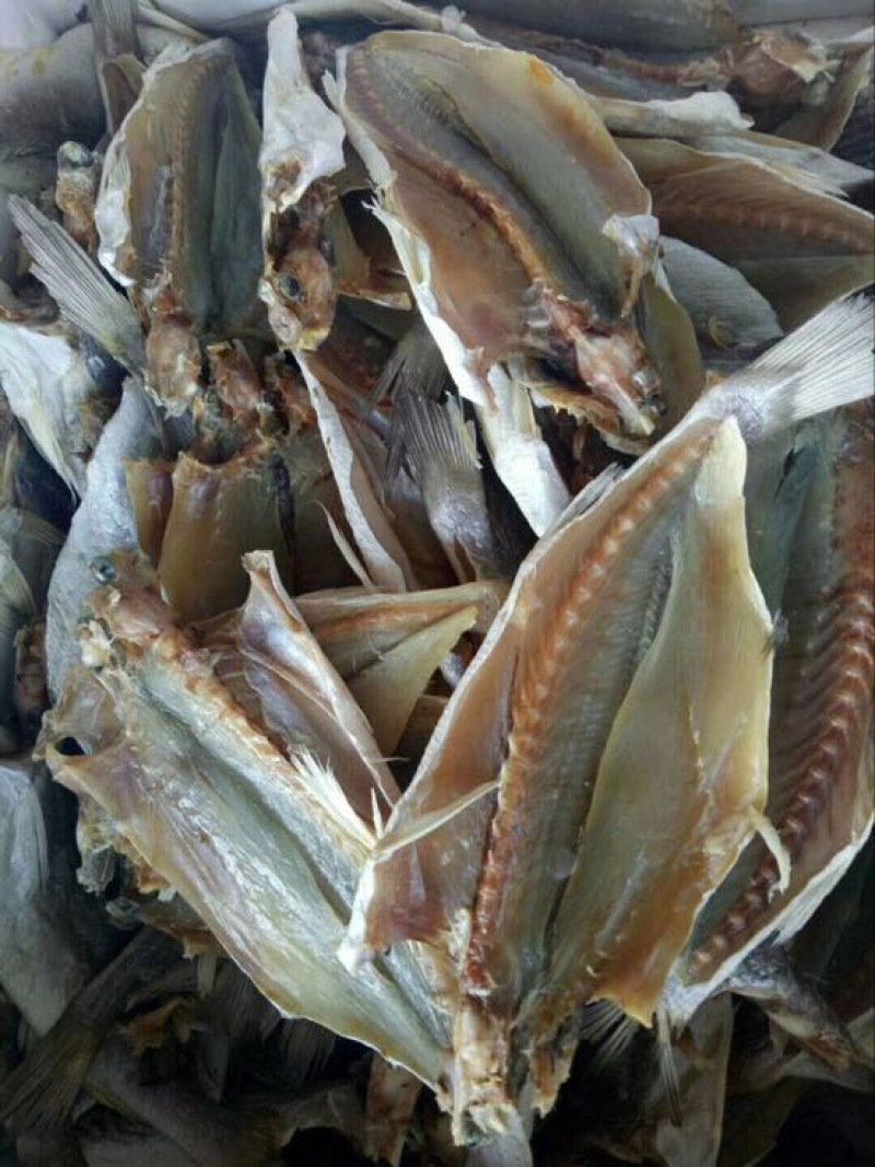 墨鱼干蒸煮鱼干