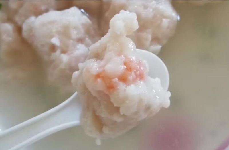 墨鱼胶虾滑饼