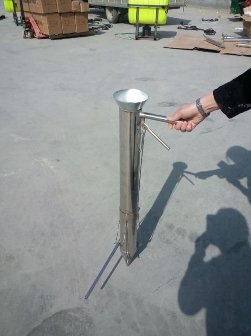 栽苗器
