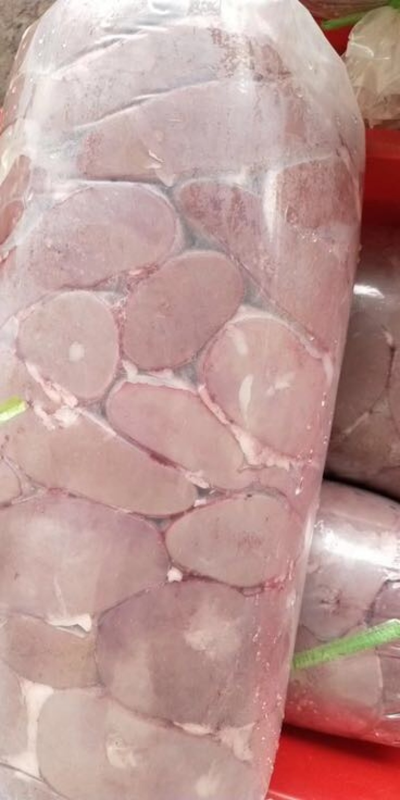 猪腰子冷鲜，一个3两左右
