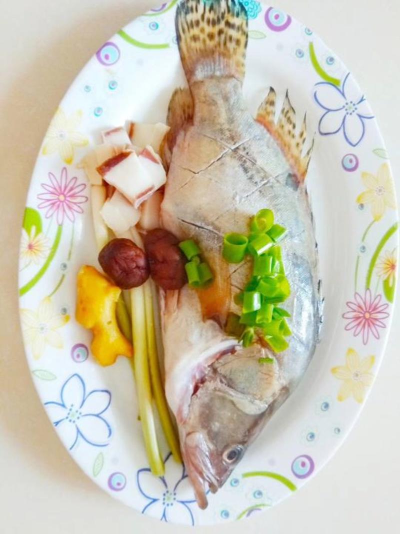 黄山臭鳜鱼（徽州名菜）净膛去腮1.3斤左右一条