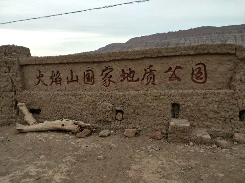 正宗新疆银栗南瓜，这里是正宗新疆银栗，昆仑山下，雪山
