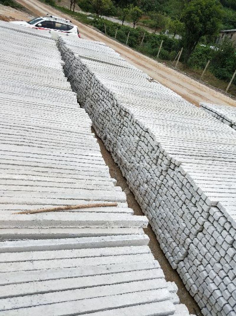 水泥立柱