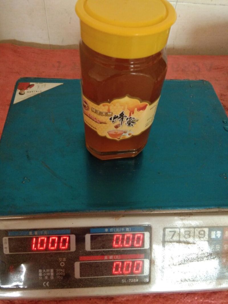 百花蜜土蜂蜜百花蜜，波美40度，糖分81%。