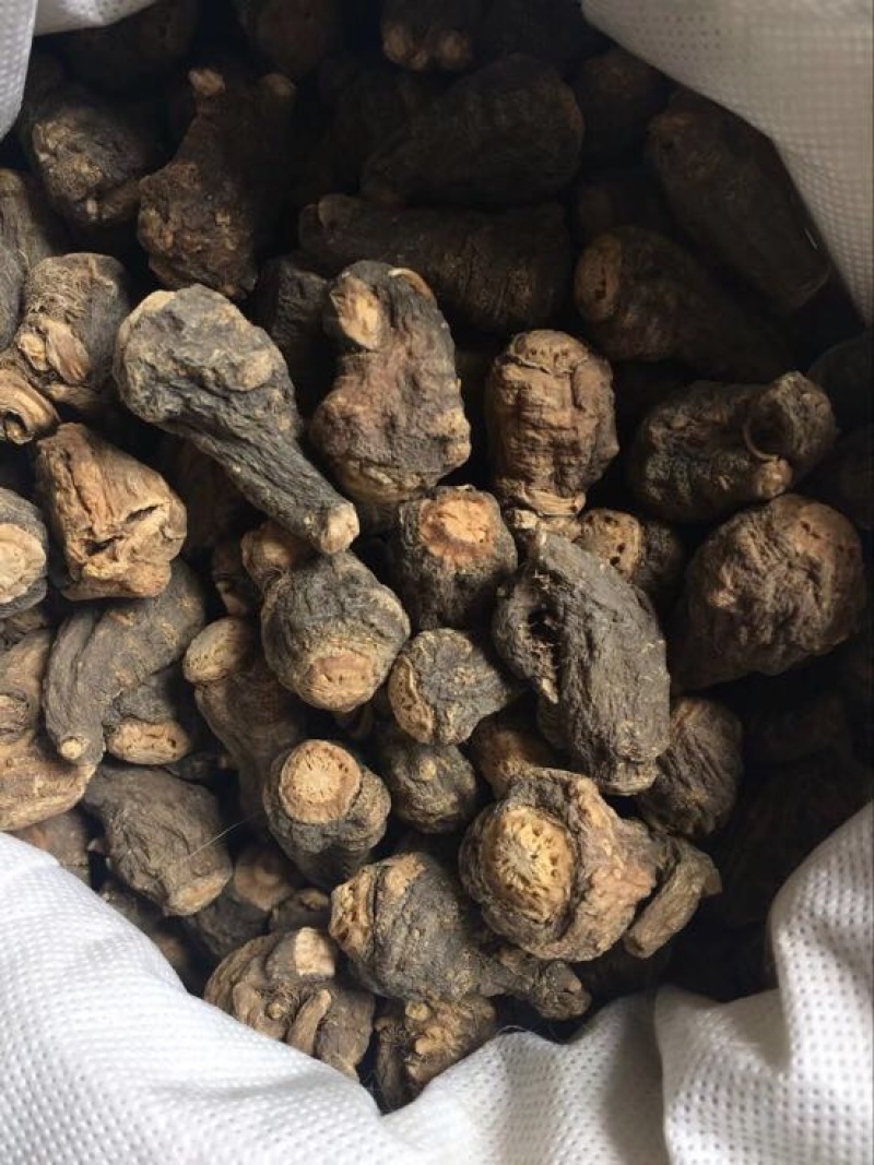 玛卡黑色