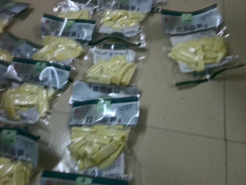 酸笋密封，50包一箱，一包500克