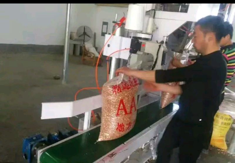 卖花生米