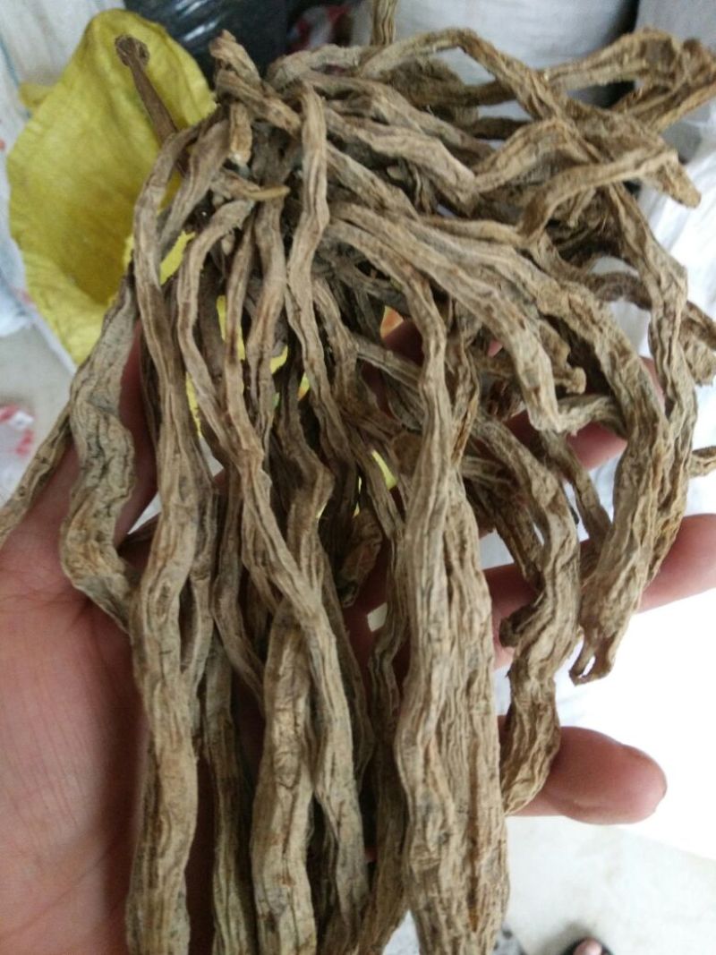 野生天麻，农村在山上挖的，干度非常好！！