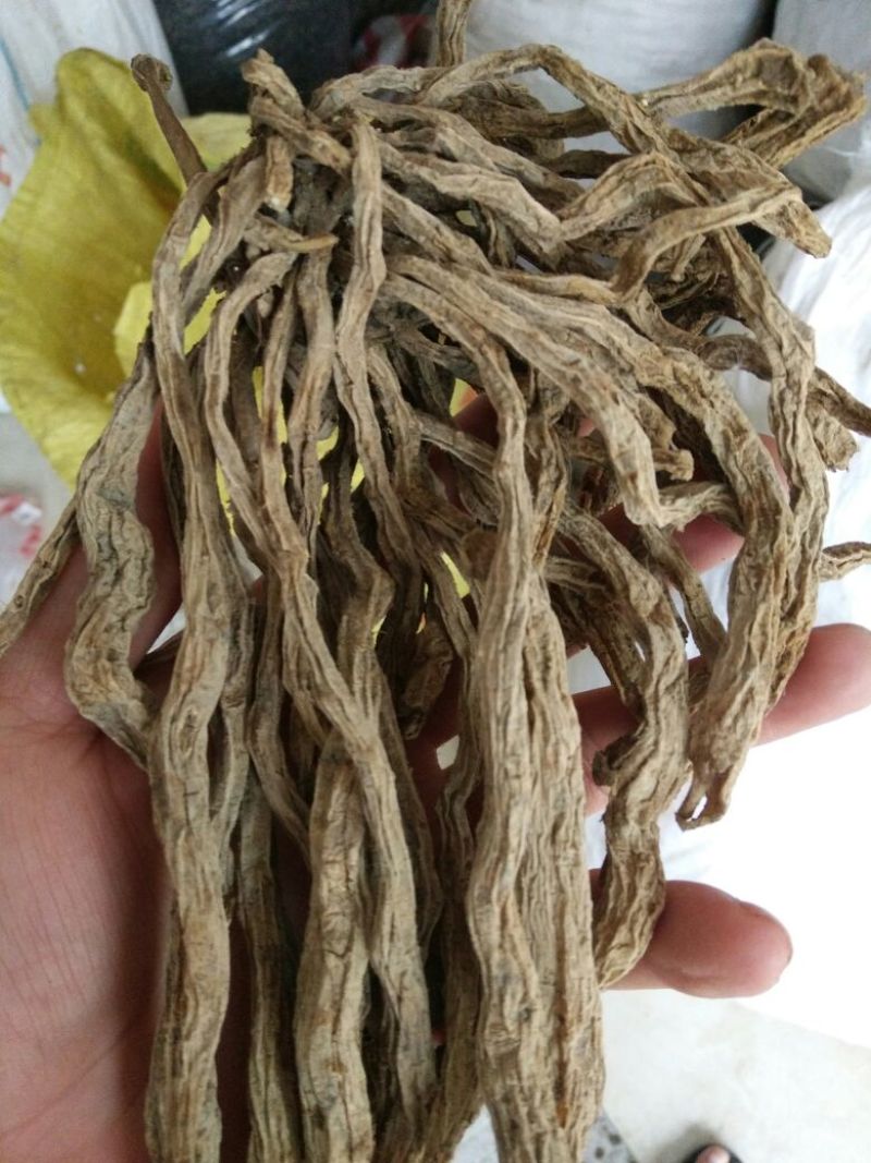野生天麻，农村在山上挖的，干度非常好！！