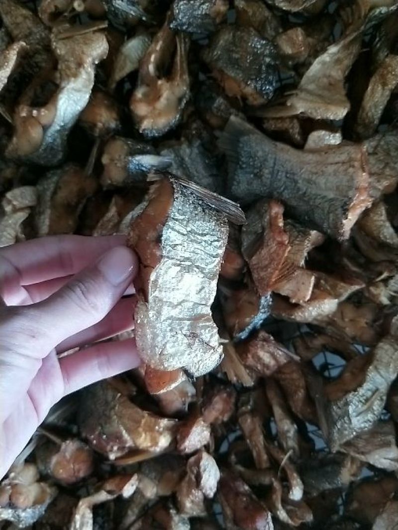 手工烘鱼干