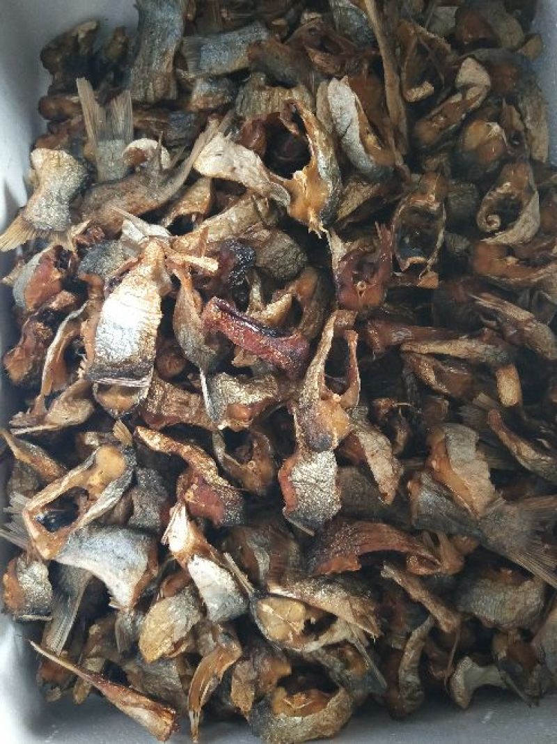 手工烘鱼干