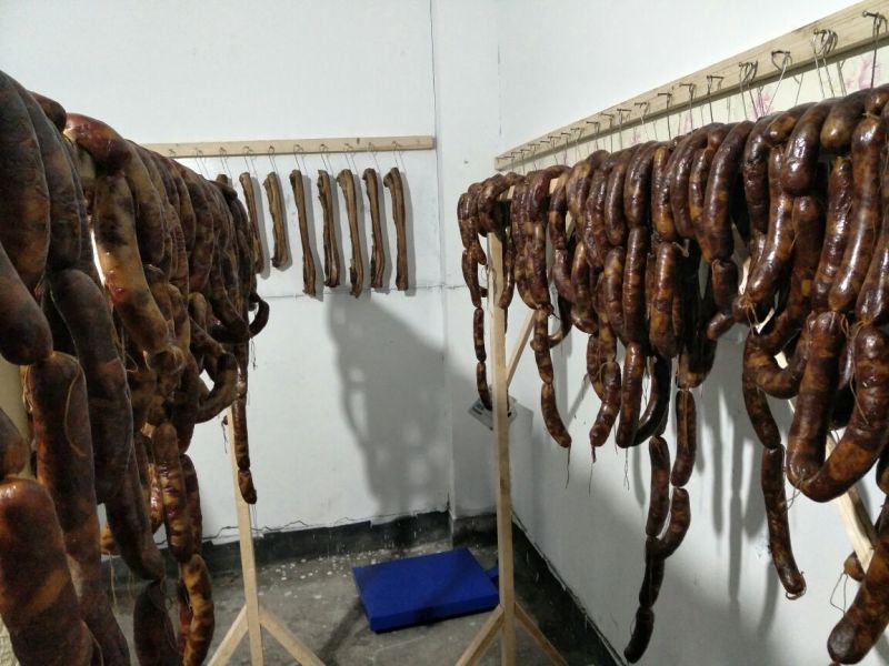 彝家跑山猪香肠腊肉