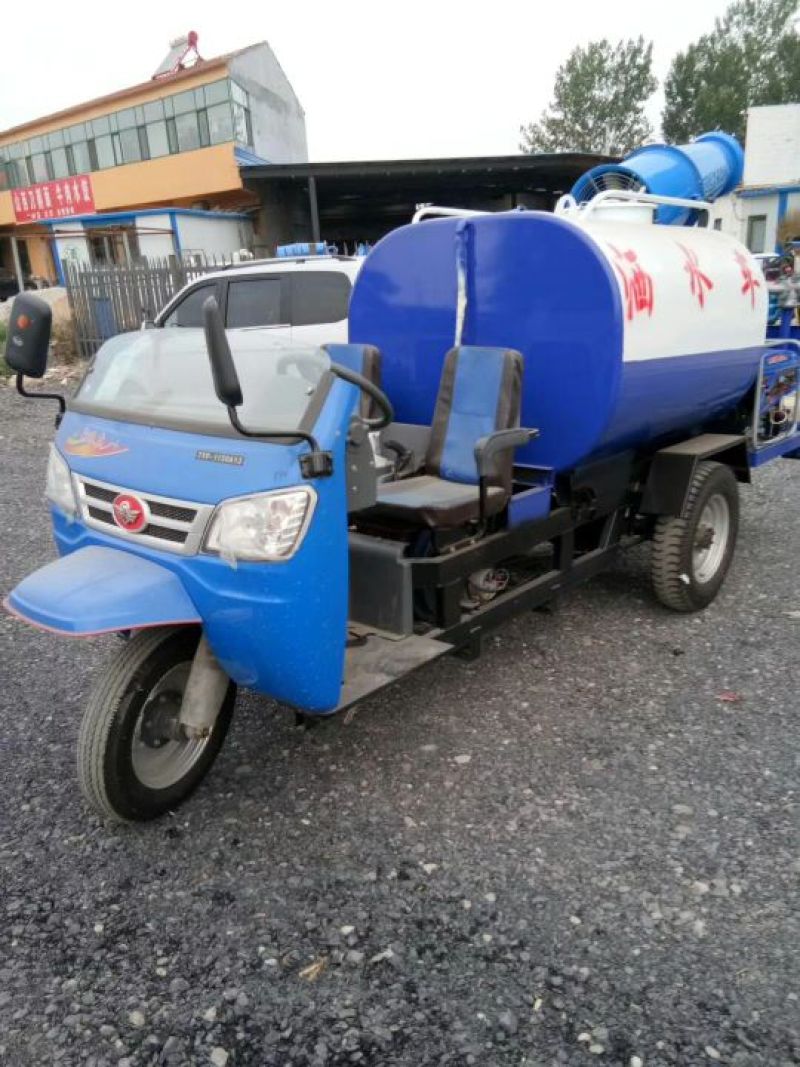 厂家直销洒水车，可做两方到二十方