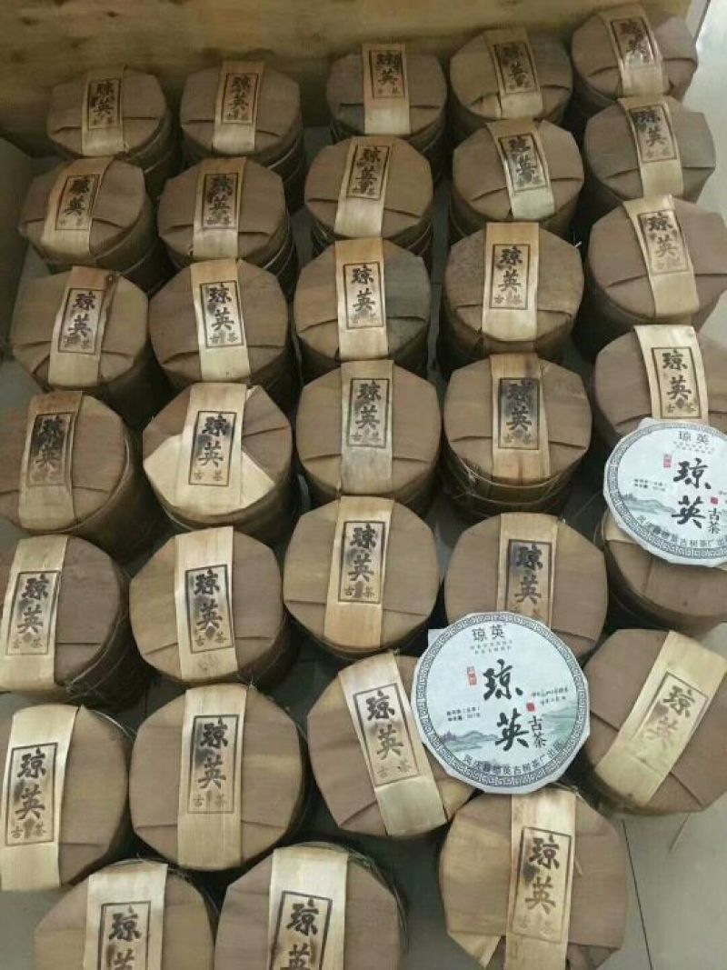 琼英古树茶，规格357克…生普