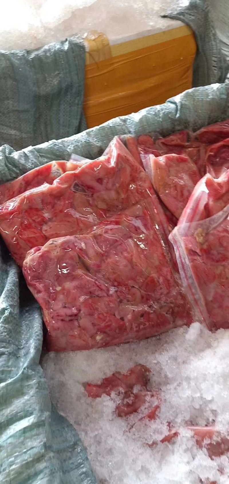 鱼鳍，鱼肚