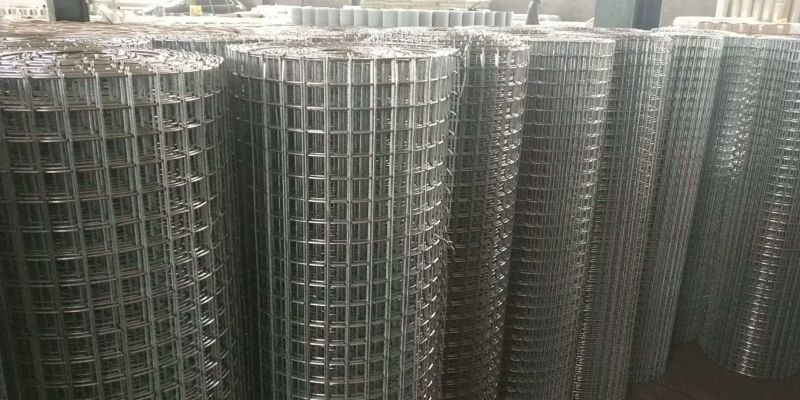 农场专用镀锌养殖围网玉米网适合养羊牛鸡