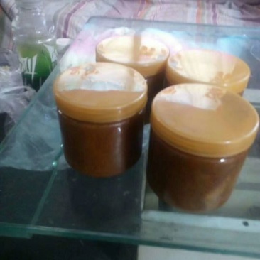 绿色无污染农家纯手工土蜂蜜