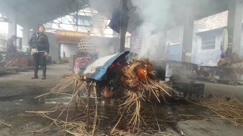 环江香猪的本地加工方法