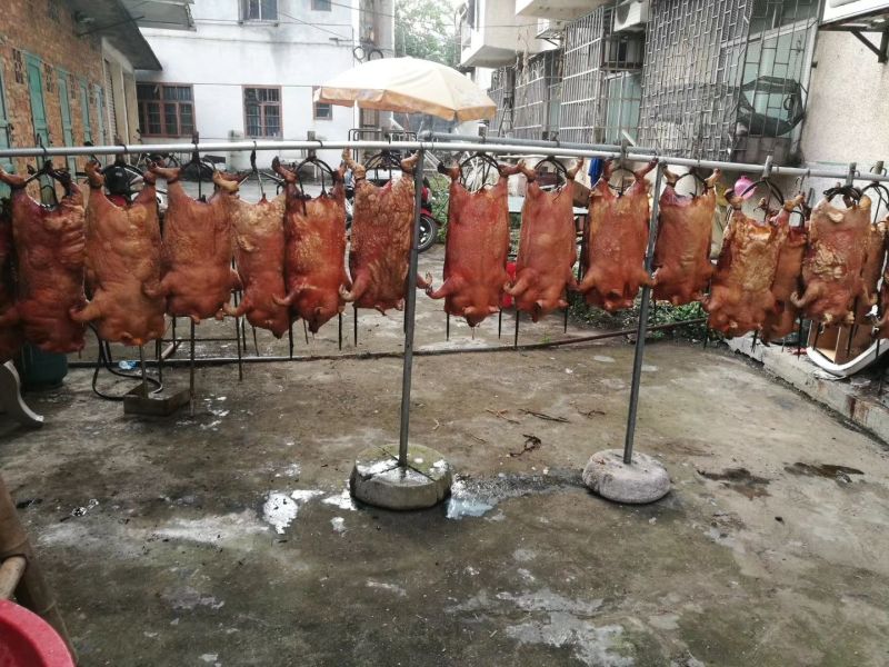 环江香猪的本地加工方法