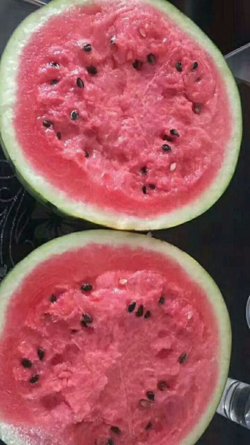 吉林省公主领岭西瓜🍉大量上市庆红666....999