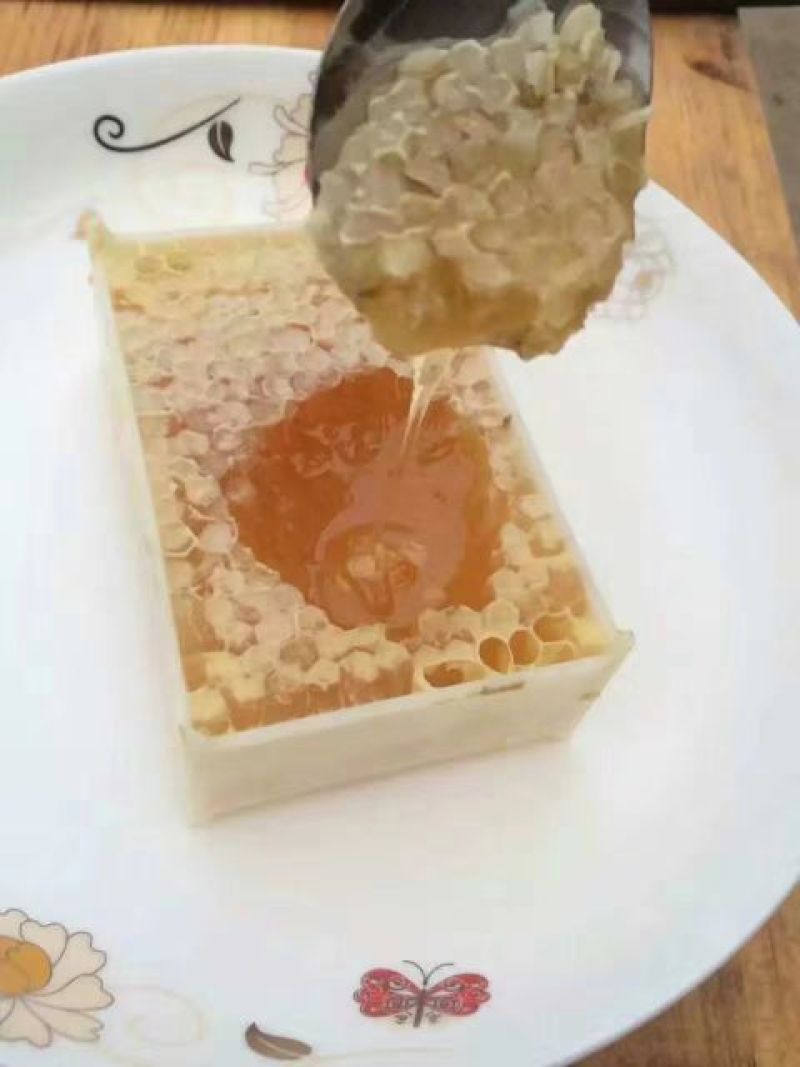 蜂巢蜜，最原始的蜂蜜