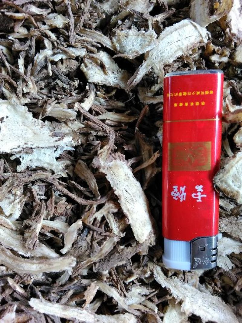 黄芪指甲片。
