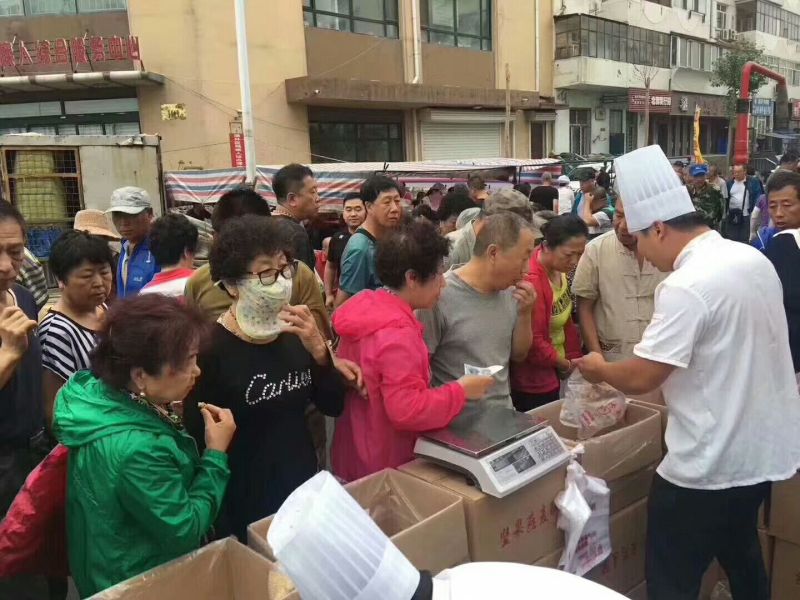 燕麦酥小米制品。江湖地摊会展热销。超市活动热卖品。