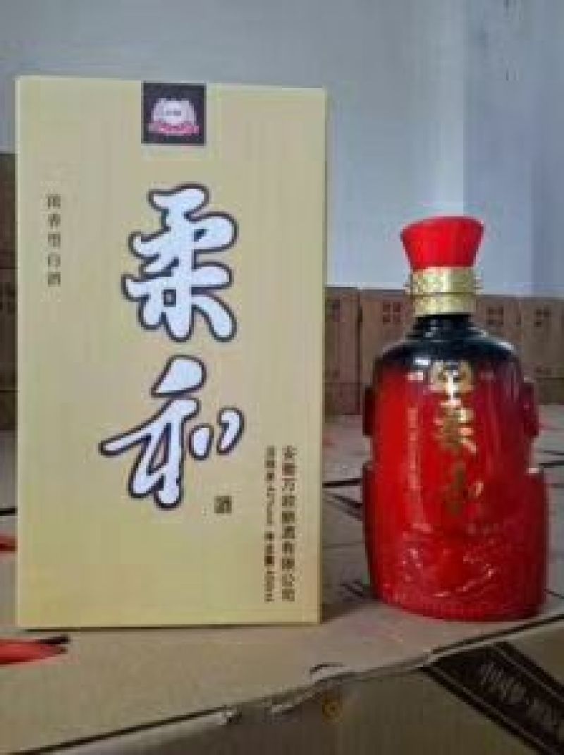 白酒，浓香型