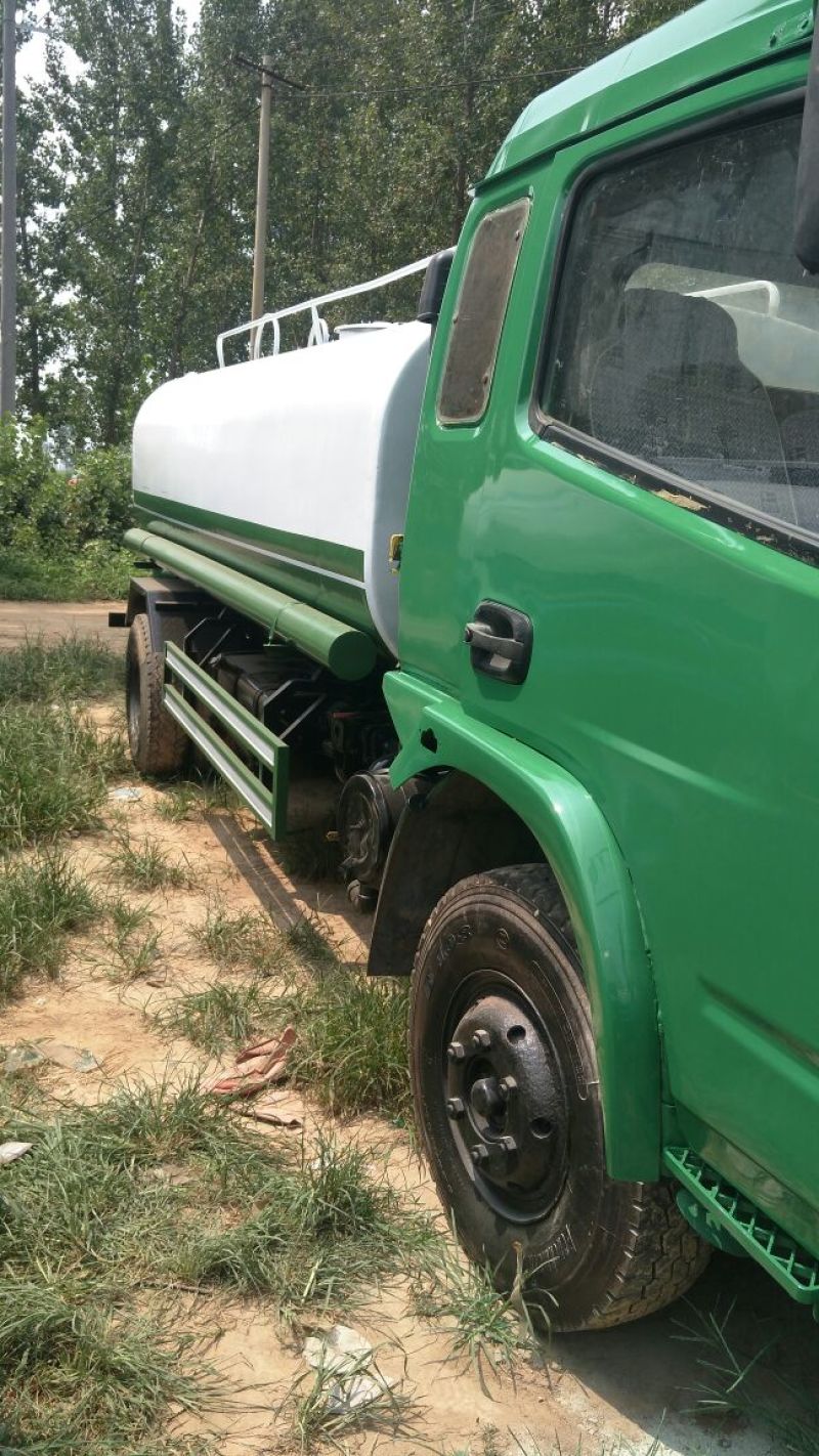 洒水车