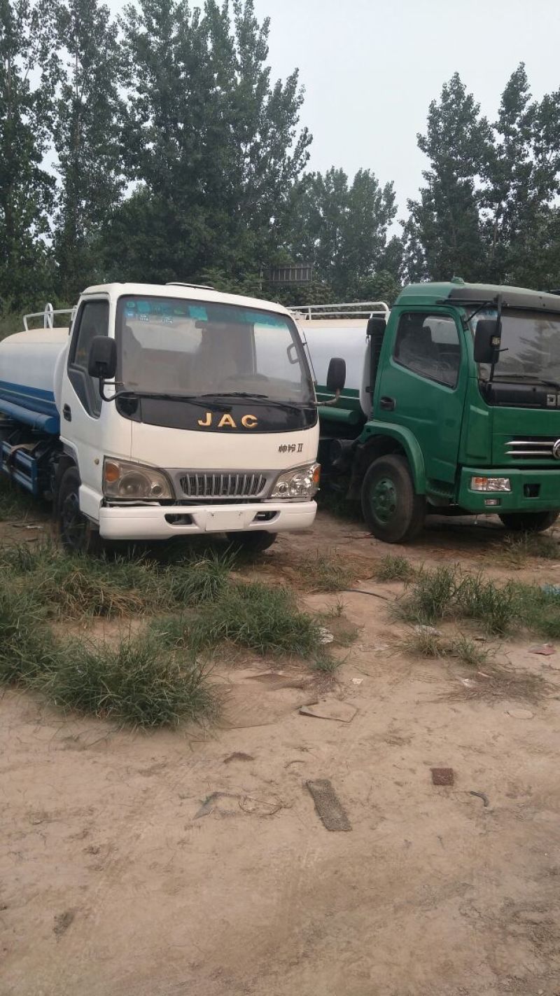 洒水车