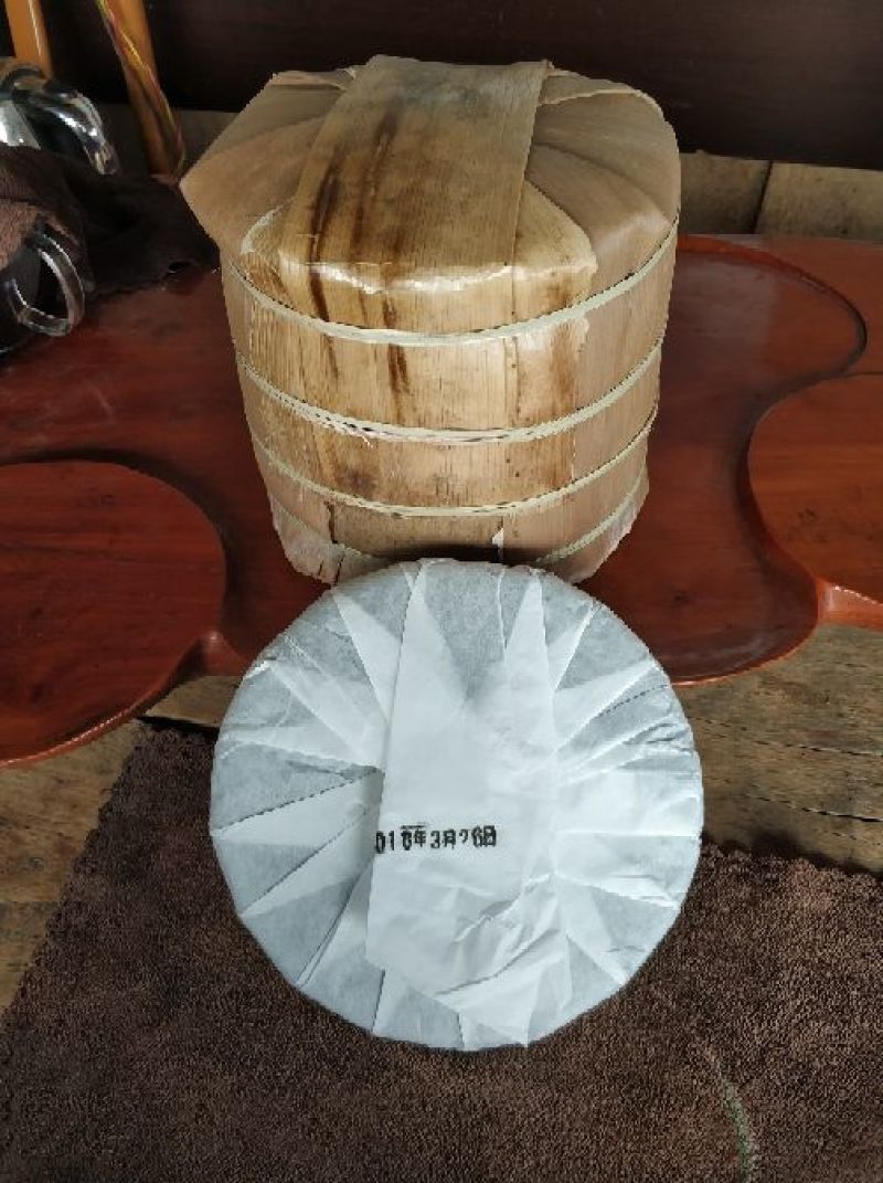 2018年生态乔木春茶，357克饼茶