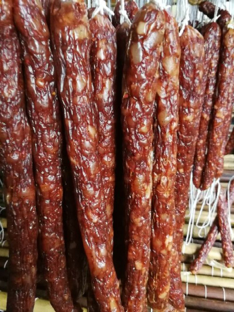 腊肠麻辣大香肠，广味大腊