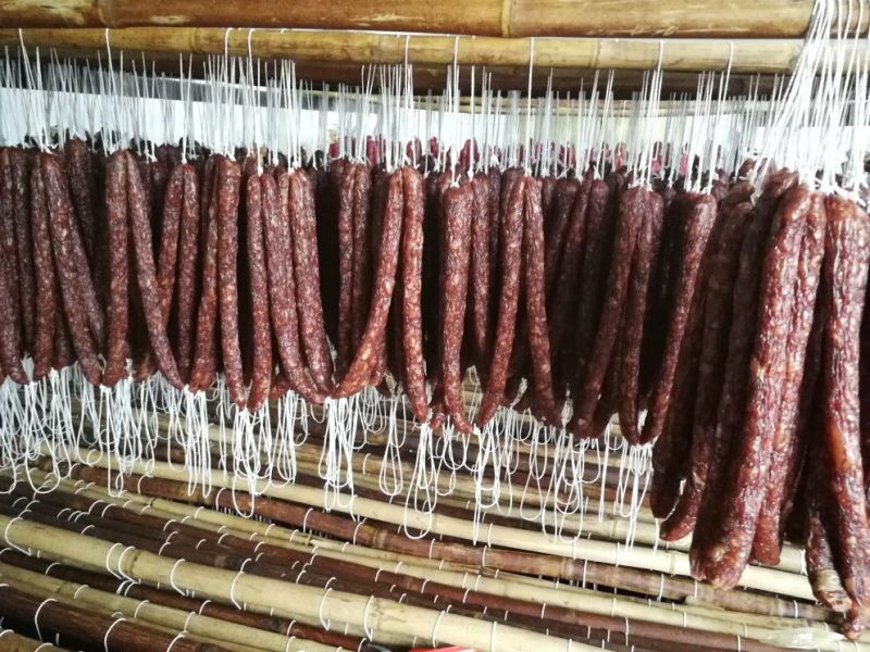 腊肠麻辣大香肠，广味大腊