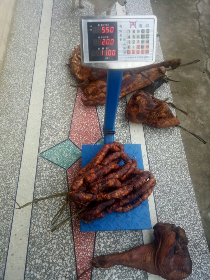 农家无饲料喂养老品种土猪肉，味道就是不一样