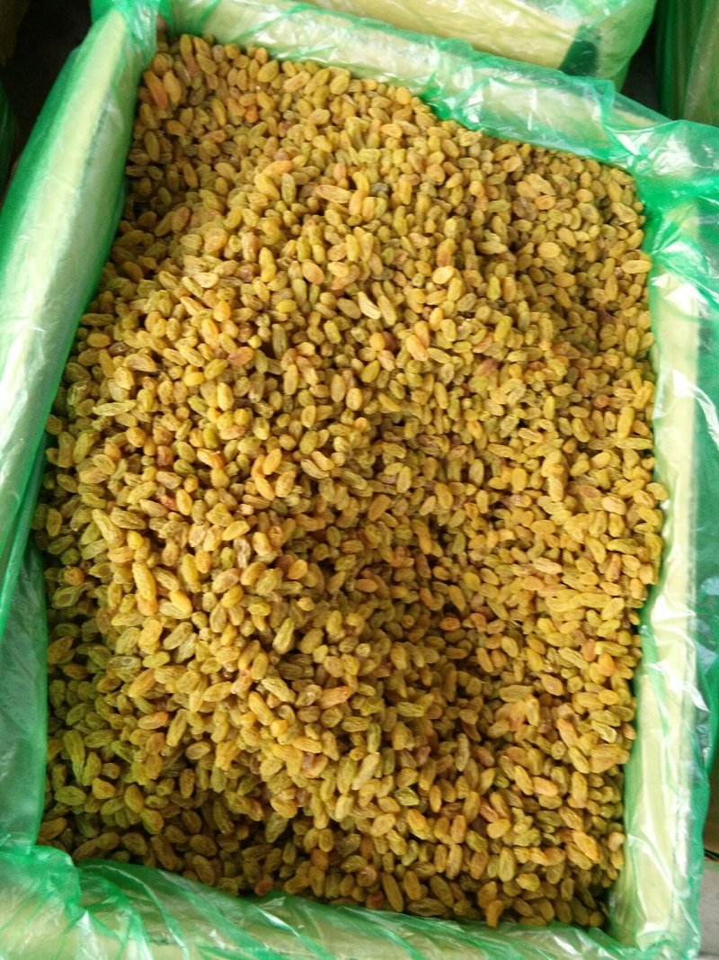 新疆吐鲁番葡萄干蛋糕奶茶店甜品店加工用零食葡萄干绿宝石葡