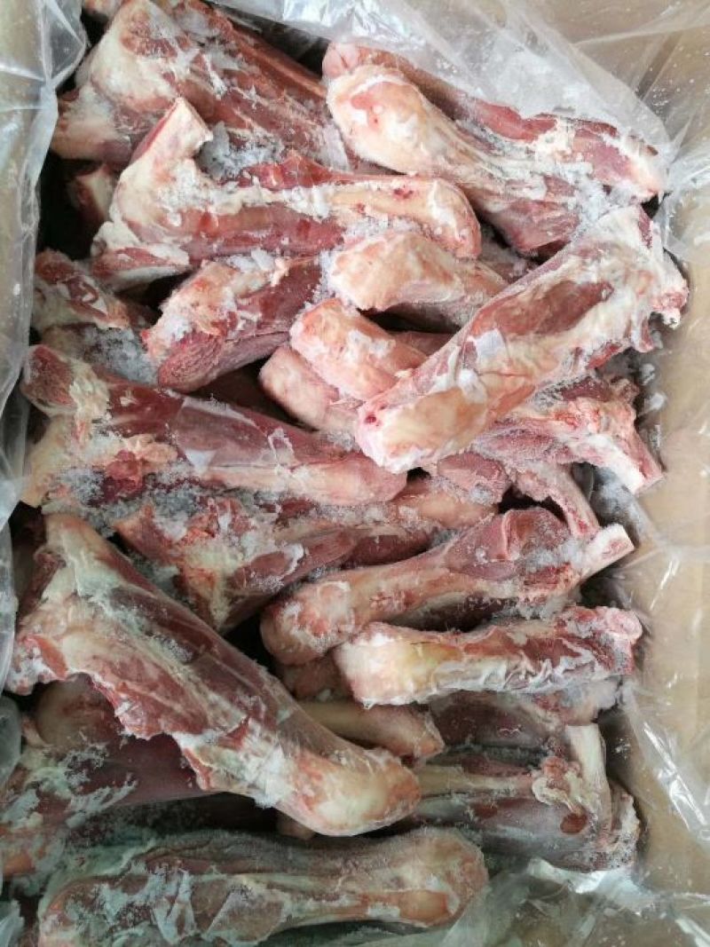 羊后腿绵羊肉是