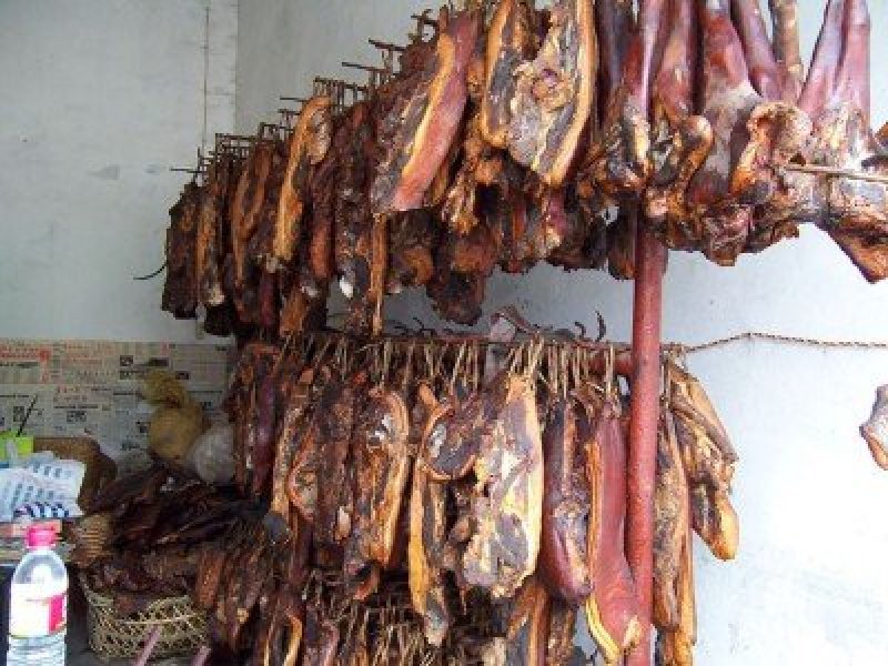 24小时在线服务品质精品腊肉长期有货新鲜优质欢迎选购