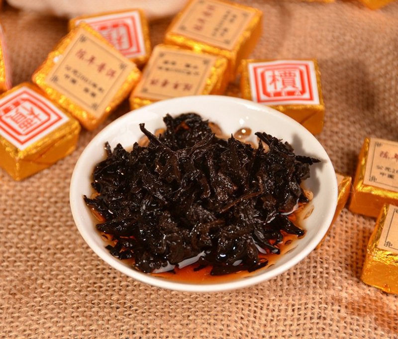 普洱茶熟茶03年普洱茶小金砖布袋装