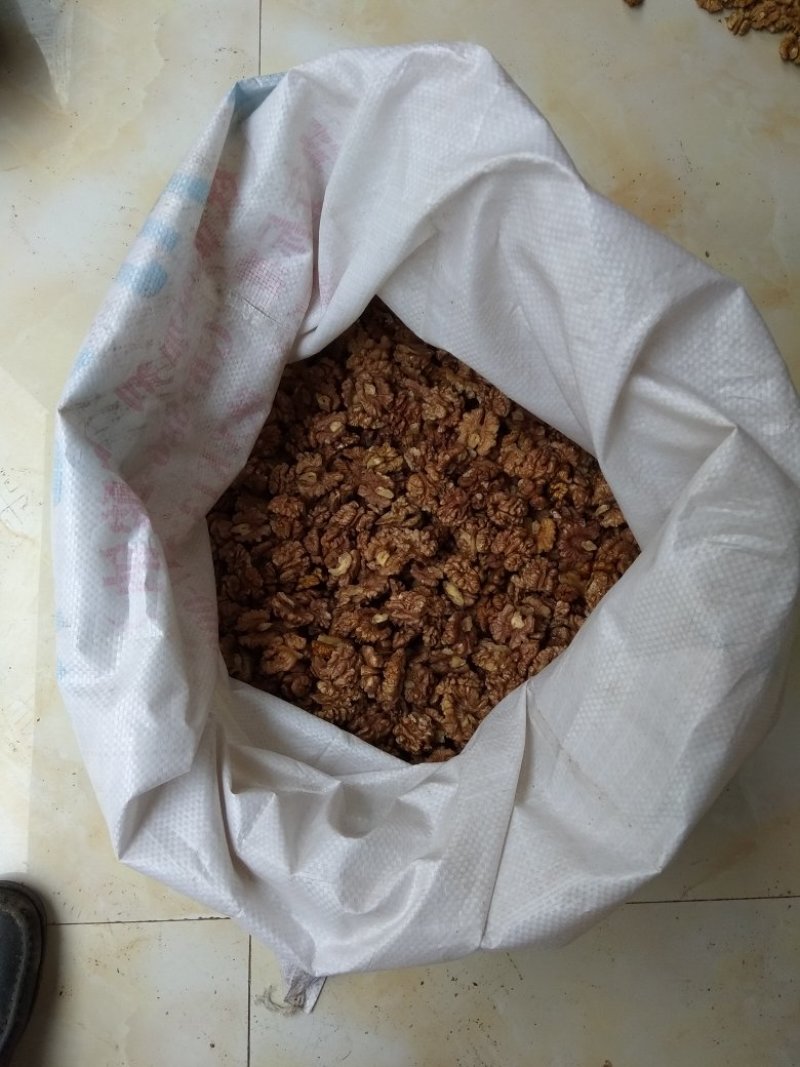 紫米核桃仁