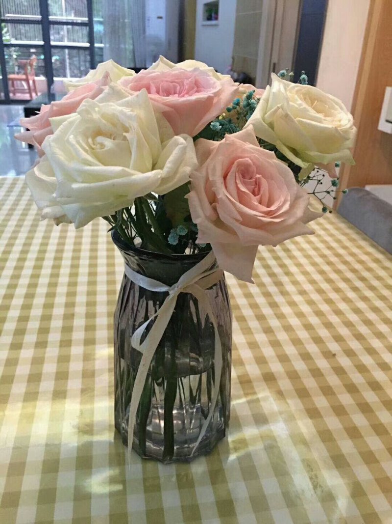 鲜花瓶，花瓶