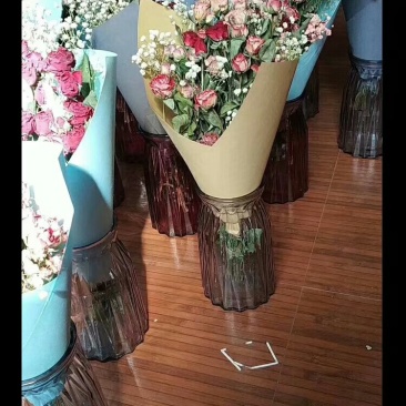 鲜花瓶，花瓶