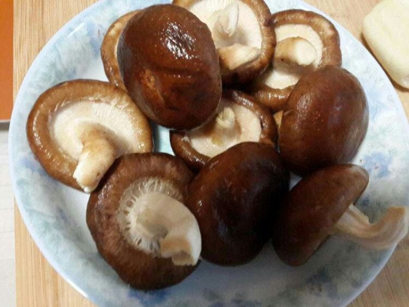 新鲜香菇